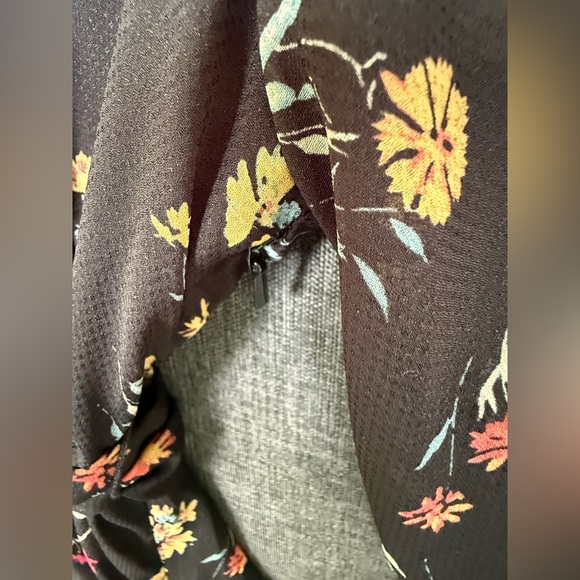 FREE PEOPLE LILOU PRINTED BELL SLEEVE DRESS RETRO BLACK COMBO Size XS - Picture 5 of 13